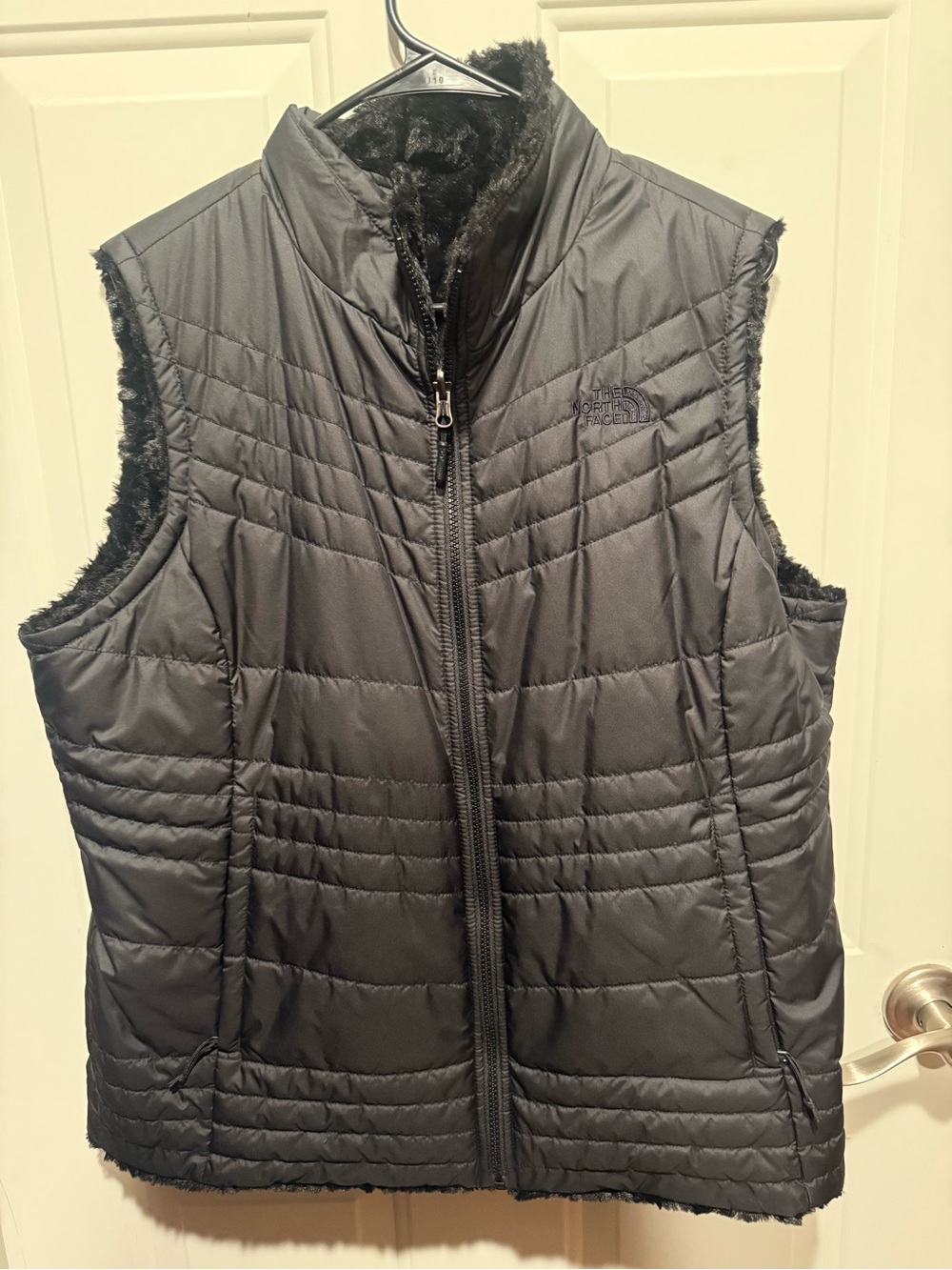 The North Face Women’s Black Quilted Fleece-Lined Vest